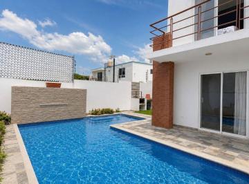 Casa de 4 habitaciones, Cuernavaca · Venta Casa $4,300,000 Lomas Tzompantle Sur Cuernavaca