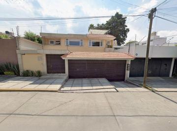 Casa de 3 habitaciones, Naucalpan de Juárez · Excelente Opción de Inversión en Zona con Plusvalía - Bonita Casa en Venta en Lomas de Tecamachalco