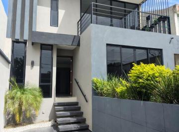 Casa de 3 habitaciones, Córdoba · A Dos Min. de Plaza Kristal