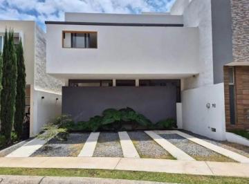 Casa en condominio de 3 habitaciones, Tlajomulco de Zúñiga · Casa en Venta en La Rioja – Tlajomulco de Zúñiga