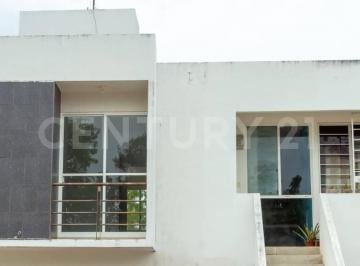 Casa · 54m² · 2 Recámaras · 1 Estacionamiento · Casa Duplex en Esquina con Vista a Alberca en Palma Nikau, Playa del Carmen