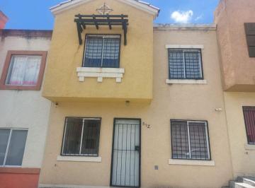 Casa de 3 habitaciones, Huejotzingo · Venta de Casa Seminueva, 3 Recamaras, Fraccionamiento Privado, Huejotzingo, Puebla, C. P. 74106