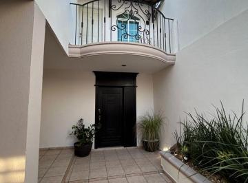 Casa de 4 habitaciones, Culiacán · Casa en Venta Cerca del Hospital General de Culiacán
