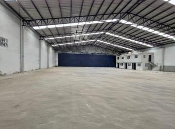 Nave industrial · 3200m² · 6 Estacionamientos · Nave Industrial - Pueblo Sanctorum
