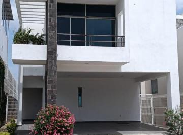 Casa de 4 habitaciones, Tuxtla Gutiérrez · Casa en Venta en Club Residencial La Vista, en Tuxtla Gutiérrez, Chiapas