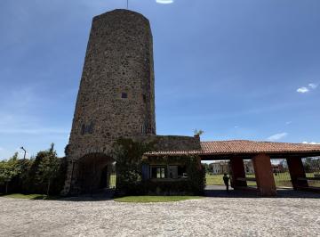 Terreno / Lote · 300m² · Terreno Habitacional en Venta en Val´quirico