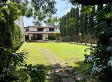 Casa de 3 habitaciones, Miguel Hidalgo · Casa con Gran Jardín en Calle Explanada, Lomas de Chapultepec