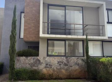 Casa de 3 habitaciones, Morelia · Casa en Renta Vistas Altozano