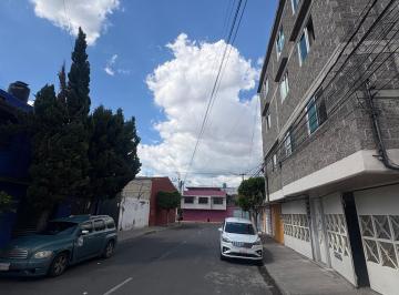 Departamento de 2 habitaciones, Nezahualcóyotl · 2o Piso Estacionamiento 2 Recamaras 1 Baño Cocina Sala Comedor