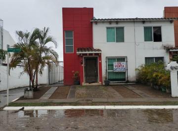 Casa en condominio de 3 habitaciones, Puerto Vallarta · Casa en Venta con Excedente en Banus 1, Puerto Vallarta.