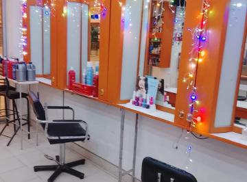 Local comercial , Naucalpan de Juárez · Se Traspasa Estetica Spa con 26 Años Experiencia