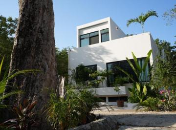 Casa en condominio de 3 habitaciones, Puerto Morelos · Casa en Venta 179 m² Aldea Umm Puerto Morelos