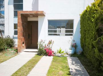 Casa de 3 habitaciones, Pachuca · Casa en Privada Valle del Sol