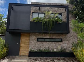 Casa Renta de 3 habitaciones · Casa en Renta Pinar Altozano