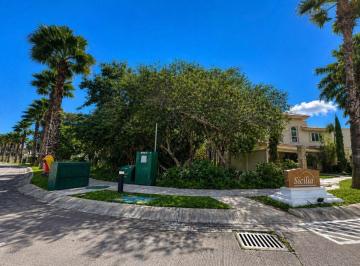 Terreno / Lote , Benito Juárez · Terreno de 972 m² en Venta en Residencial Villa Magna Cancún