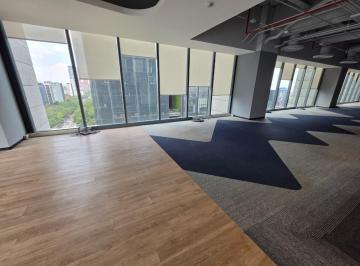 Oficina · 611m² · 8 Recámaras · 20 Estacionamientos · Oficina en Renta en Reforma