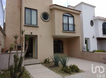 Casa · 116m² · 3 Recámaras · 3 Estacionamientos · Casa en Venta Queretaro, Tec de Monterrey
