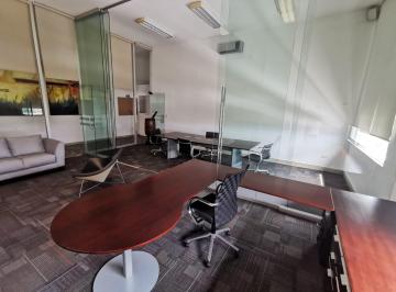 Oficina · 200m² · Oficina en Renta en Playa del Carmen