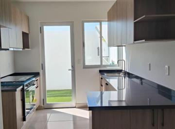 Casa de 2 habitaciones, El Marqués · Casa en Renta en Zaru Zibata