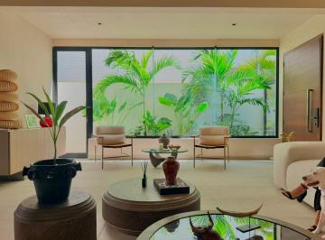 Casa de 3 habitaciones, Solidaridad · Amplia Casa con Alberca Privada en Venta en Residencial Bambú, Playa del Carmen