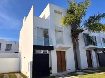 Casa en Condominio en Renta en Residencial El Refugio · Casa en Condominio en Renta en Residencial El Refugio