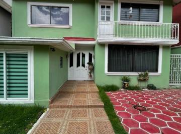 Casa de 4 habitaciones, Metepec · Casa en Venta en La Virgen