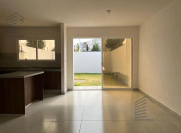 Casa · 120m² · 3 Recámaras · 2 Estacionamientos · Casa en Venta en Toluca - 3 Recamarás - 120 m²