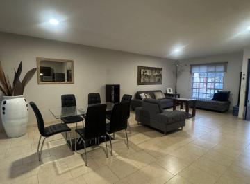 Casa de 3 habitaciones, León · Casa Amueblada en Renta en El Dorado, León, Gto.