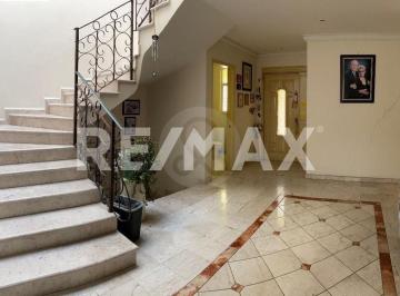 Casa en condominio · 382m² · 3 Recámaras · 3 Estacionamientos · Casa en Condominio en Venta en Interlomas