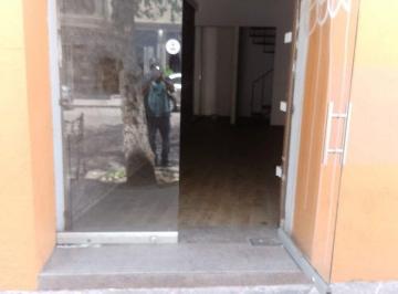 7e1f3cbab895f0e65301dff59e1284cf6f5041750277fd9606ccc384e294fe3f · Local 7 de Doble Nivel con Excelente Ubicacion
