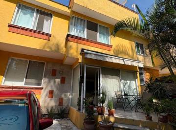 Casa de 3 habitaciones, Cuernavaca · Casa en Paseo del Conquistador