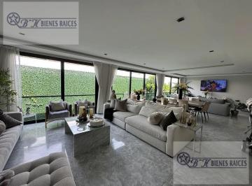 Departamento · 230m² · 3 Recámaras · 4 Estacionamientos · Departamento en Venta, Tecamachalco Hermoso PH con Terraza Privada