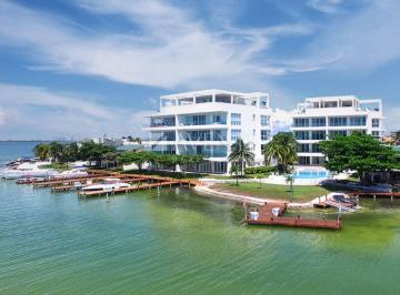 Departamento · 320m² · 4 Recámaras · 2 Estacionamientos · Departamento en Venta, Isla Dorada, Cancún Quintana Roo.