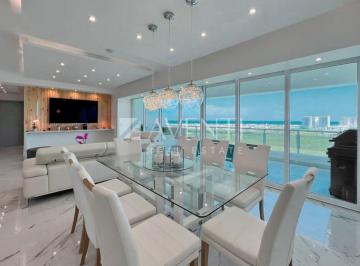 Departamento · 153m² · 3 Recámaras · 1 Estacionamiento · Departamento en Venta, Isola, Puerto Cancún, Cancún