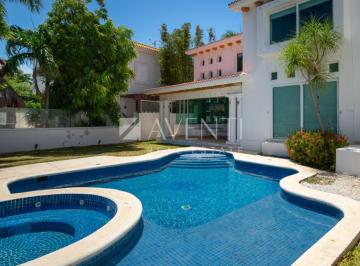 Casa · 500m² · 3 Recámaras · 2 Estacionamientos · Casa en Venta, Isla Dorada, Zona Hotelera Cancun, Cancún
