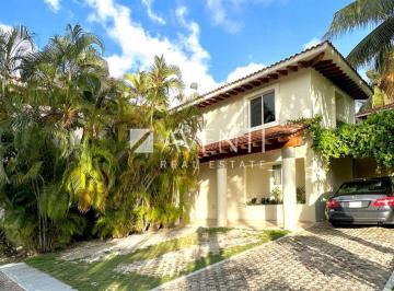 Casa · 511m² · 3 Recámaras · 4 Estacionamientos · Casa en Venta, Isla Dorada Residencial, Cancún.