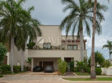 Casa · 667m² · 4 Recámaras · 4 Estacionamientos · Casa en Venta, Los Canales, Puerto Cancún, Cancún