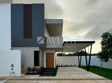 Casa · 295m² · 4 Recámaras · 4 Estacionamientos · Casa en Venta, Rio Residencial, Cancún Quintana Roo.