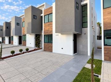 Casa de 3 habitaciones, Ocoyoacac · Casa en Venta en Ocoyoacac, Estado de México | 3 Recámaras, Patio Privado y 2 Estacionamientos