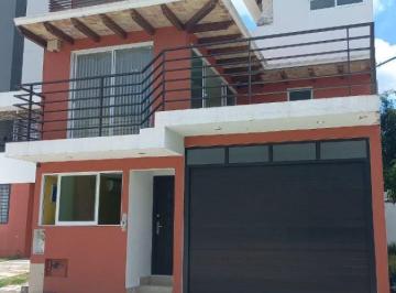 Casa de 5 habitaciones, Xalapa · Casa en Renta Fraccionamiento Privado La Pradera