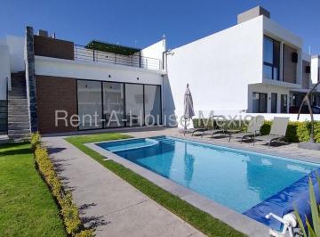 Casa en condominio de 3 habitaciones, El Marqués · Zakia, Renta Casa 3 Recámaras con Amenidades.
