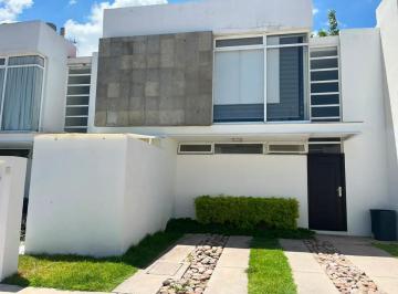 1 · Casa en Renta en Puerta Grande Al Norponiente de Aguascalientes