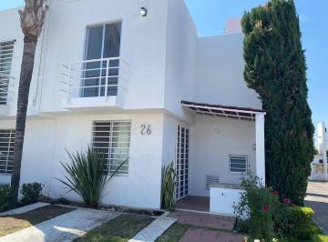 b550edf78835869569629d07bd4bdba9c86d450700d35f937a671dcc2bcabfe4 · Casa en Renta | Vive con Amplitud, Funcionalidad y Conexión en Tabachines