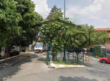 Casa de 5 habitaciones, Huixquilucan · Casa en Parques de La Herradura, Naucalpan de Juárez.