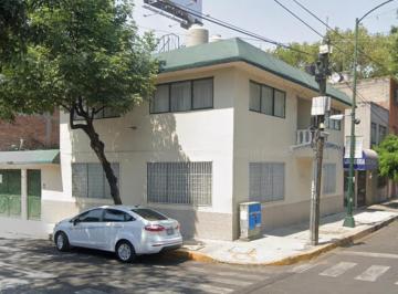 Casa de 4 habitaciones, Benito Juárez · Casa en Venta en Colonia Atenor Salas, Benito Juárez Cdmx.
