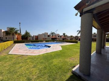 Casa en condominio Renta 280m² de 5 habitaciones · Casa en Condomino Residencial Privado