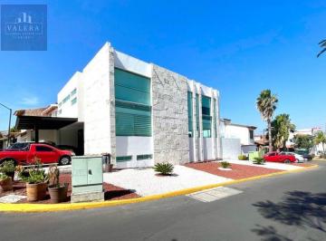 Casa · 312m² · 4 Recámaras · Venta de Casa en Claustro del Sur, Querétaro Arteaga