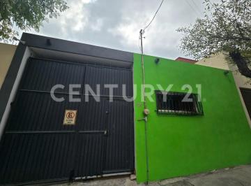 Casa · 123m² · 1 Recámara · 3 Estacionamientos · Casa en Venta | en San Nicolás de Los Garza, N. L | Tipo Bodega