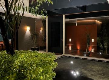 Casa de 3 habitaciones, Huixquilucan · Casa de 740 m² con 3 Recámaras en Venta en Bosque Real