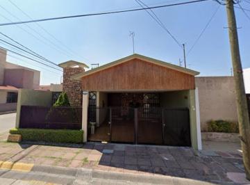 Casa de 3 habitaciones, Aguascalientes · Casa en Venta en Bosques del Prado Nte Aguascalientes